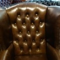 Chesterfield Ohrensessel Queen Aniline Leder Pull Up Chestnut
