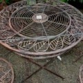 Garten Sitzgruppe aus Eisen verkupfert Tisch 4 Stühle