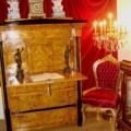 Sekretär in Biedermeier Manier